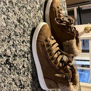 Ugg suede sneaker/bootie. Size 8 tan color
